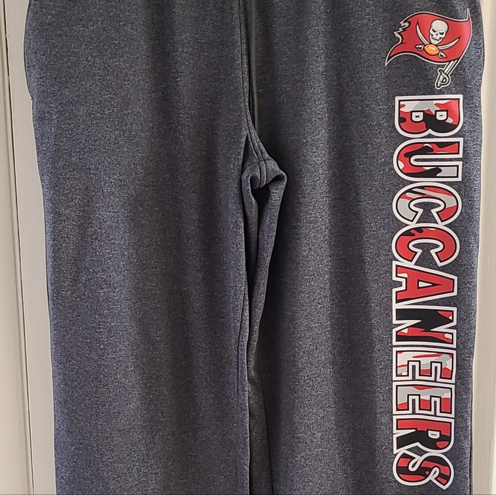 Zubaz NFL Tampa Bay Buccaneers Grey Sweatpants Size Large